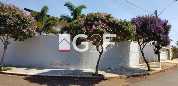 Sobrado com 4 Quartos à venda, 250m² no Jardim Souza Queiroz, Santa Bárbara D'Oeste