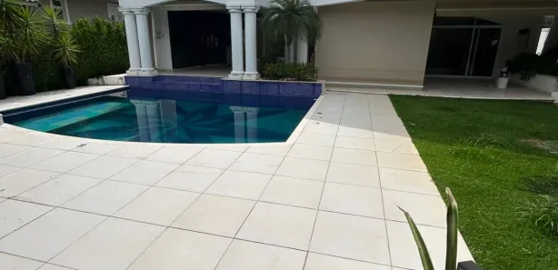 Casa de Condomínio com 5 Quartos para alugar, 904m² no Tamboré, Santana de Parnaíba
