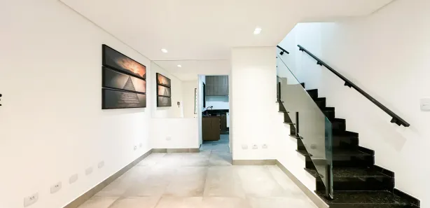Casa de Condomínio com 2 Quartos para alugar, 100m² no Vila Guilhermina, São Paulo