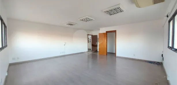 Conjunto Comercial / Sala para alugar, 50m² no Pinheirinho, Vinhedo