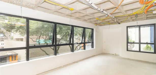 Conjunto Comercial / Sala para alugar, 37m² no Centro, Curitiba