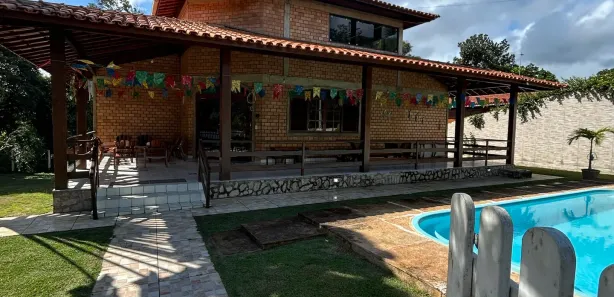 Casa de Condomínio com 4 Quartos para alugar, 180m² no , Paudalho
