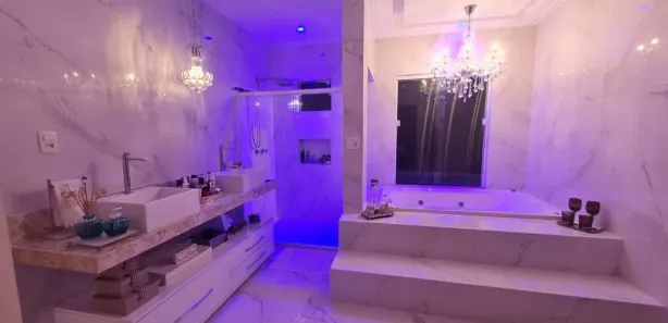 Casa de Condomínio com 4 Quartos para alugar, 850m² no Busca Vida (Abrantes), Camaçari