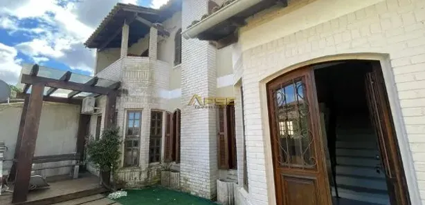 Sobrado com 3 Quartos à venda, 140m² no Nossa Senhora das Graças, Canoas