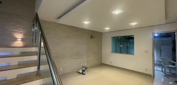 Casa com 2 Quartos para alugar, 90m² no Parque Residencial Guadalajara, Nova Iguaçu