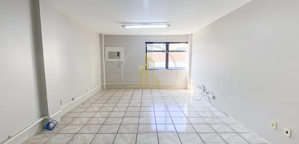 Conjunto Comercial / Sala para venda ou aluguel, 25m² no Centro, Guarapari