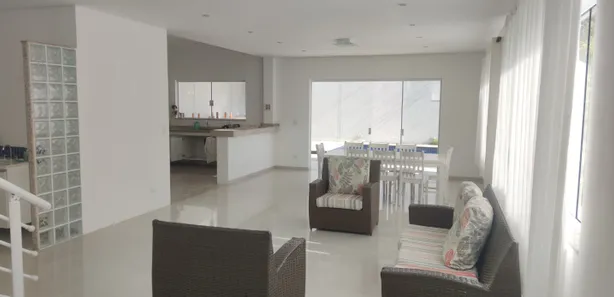 Casa de Condomínio com 4 Quartos para venda ou aluguel, 300m² no Balneario Praia do Perequê, Guarujá