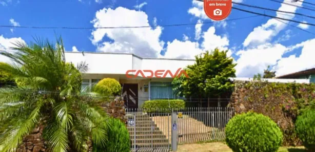 Casa com 5 Quartos para alugar, 473m² no Jardim Social, Curitiba