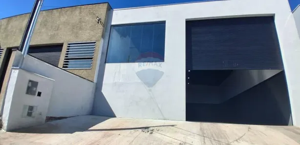 Galpão / Depósito / Armazém para alugar, 205m² no Condomínio Villa Verde Bragança, Bragança Paulista