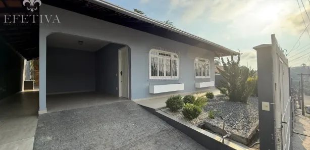 Casa com 3 Quartos à venda, 150m² no Fortaleza, Blumenau