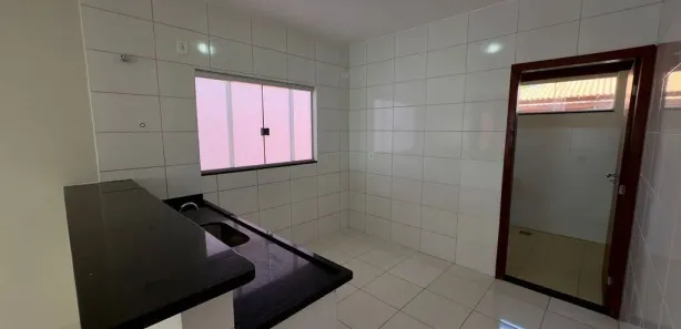 Casa de Condomínio com 2 Quartos para alugar, 70m² no Região dos Lagos, Brasília