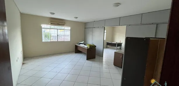 Galpão / Depósito / Armazém para venda ou aluguel, 400m² no Vila Amélia, São Sebastião