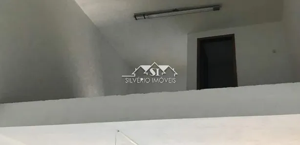Loja / Salão / Ponto Comercial à venda, 30m² no Bingen, Petrópolis