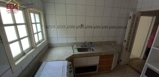 Casa Comercial com 3 Quartos à venda, 100m² no Vila Bourghese, Pindamonhangaba