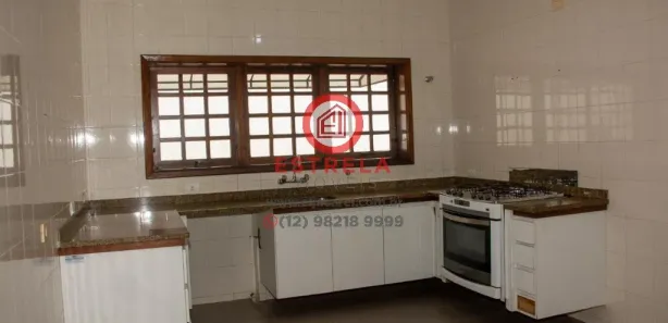 Casa com 4 Quartos para venda ou aluguel, 298m² no Jardim Flórida, Jacareí