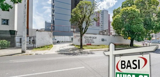 Terreno / Lote / Condomínio para alugar, 593m² no Bacacheri, Curitiba