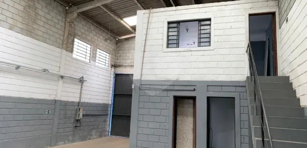 Galpão / Depósito / Armazém para alugar, 400m² no Terra Preta (Terra Preta), Mairiporã