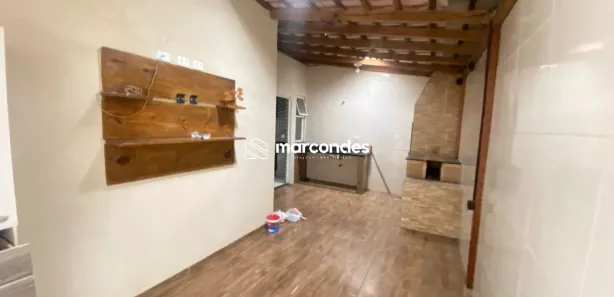 Casa de Condomínio com 3 Quartos para alugar, 70m² no Gralha Azul, Fazenda Rio Grande