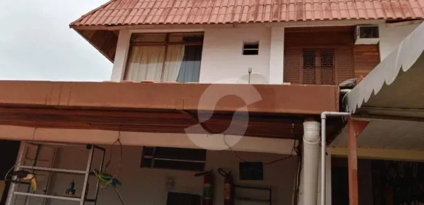Casa Comercial com 33 Quartos à venda, 700m² no Piratininga, Niterói