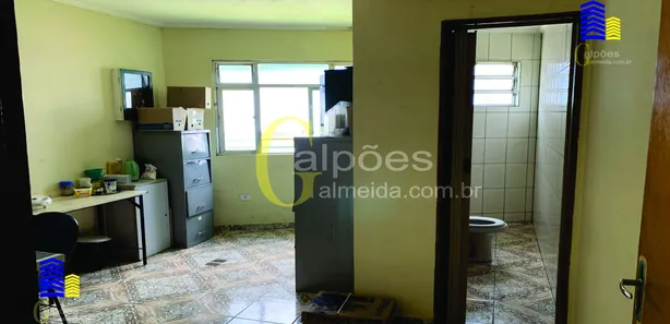 Galpão / Depósito / Armazém à venda, 1259m² no Vila Sul Americana, Carapicuíba