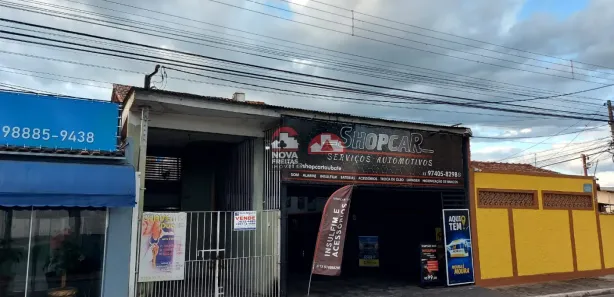 Loja / Salão / Ponto Comercial com 3 Quartos à venda, 242m² no Parque Jaraguá, Taubaté