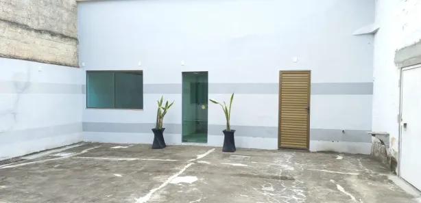Galpão / Depósito / Armazém para alugar, 500m² no Granja dos Cavaleiros, Macaé