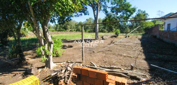 Terreno / Lote / Condomínio à venda, 2730m² no Pé de Plátano, Santa Maria