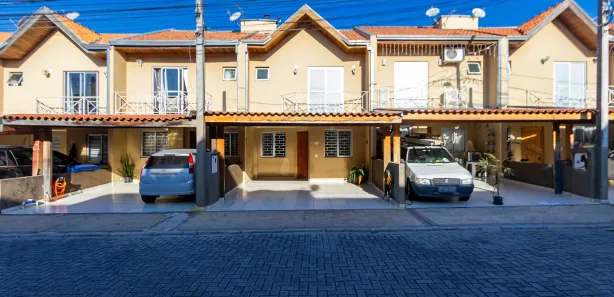 Casa de Condomínio com 3 Quartos à venda, 130m² no Uberaba, Curitiba