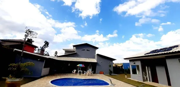 Casa com 4 Quartos à venda, 450m² no Sarapui, Sarapuí