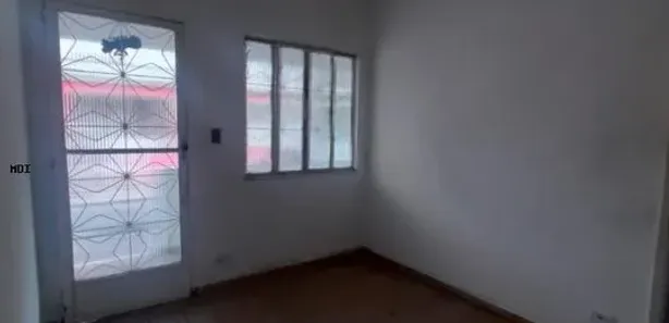 Casa com 1 Quarto para alugar, 60m² no Areia Branca, Belford Roxo
