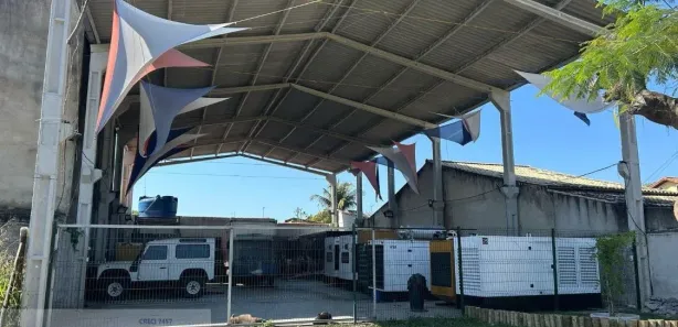 Galpão / Depósito / Armazém para alugar, 360m² no Araçatiba, Maricá