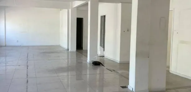 Conjunto Comercial / Sala para alugar, 336m² no Retiro, Volta Redonda