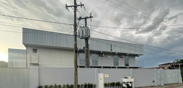 Galpão / Depósito / Armazém para venda ou aluguel, 1144m² no Nossa Senhora de Fátima, Penha