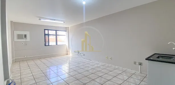 Conjunto Comercial / Sala para venda ou aluguel, 25m² no Centro, Guarapari