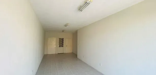 Loja / Salão / Ponto Comercial para alugar, 36m² no Palmital, Marília