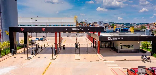 Galpão / Depósito / Armazém para alugar, 2022m² no Padroeira, Osasco