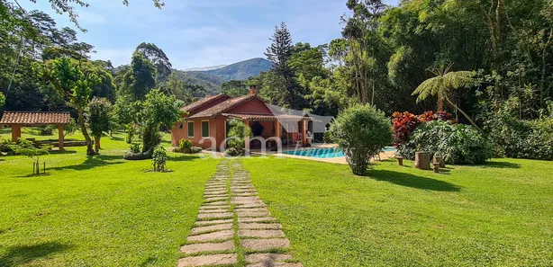 Fazenda / Sítio / Chácara com 4 Quartos à venda, 6000m² no Posse, Petrópolis