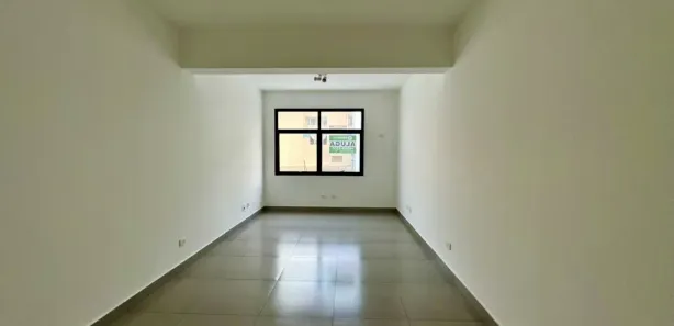 Conjunto Comercial / Sala para alugar, 26m² no Zona 01, Maringá
