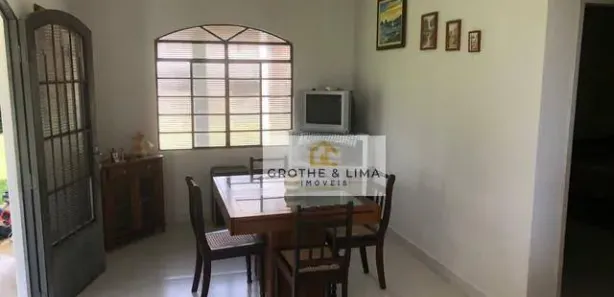 Fazenda / Sítio / Chácara com 2 Quartos à venda, 140m² no Chácara Recanto Itamarati II, Caçapava