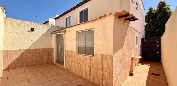 Casa de Condomínio com 3 Quartos para alugar, 68m² no Jardins Mangueiral, Brasília