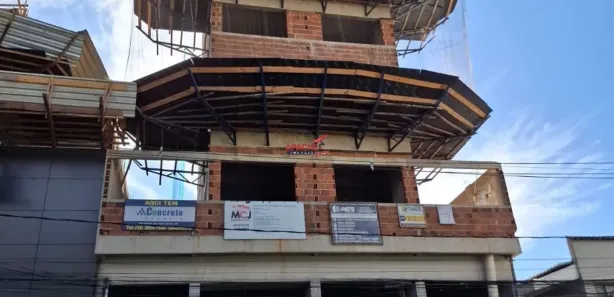 Conjunto Comercial / Sala para alugar, 180m² no Centro, Viçosa