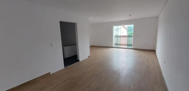 Sobrado com 4 Quartos para alugar, 100m² no Jardim Las Palmas, Guarujá