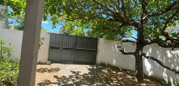 Casa Comercial com 3 Quartos à venda, 190m² no Parque Aurora, Campos dos Goytacazes