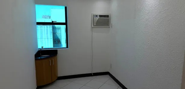 Conjunto Comercial / Sala com 4 Quartos à venda, 70m² no Taguatinga Centro, Brasília