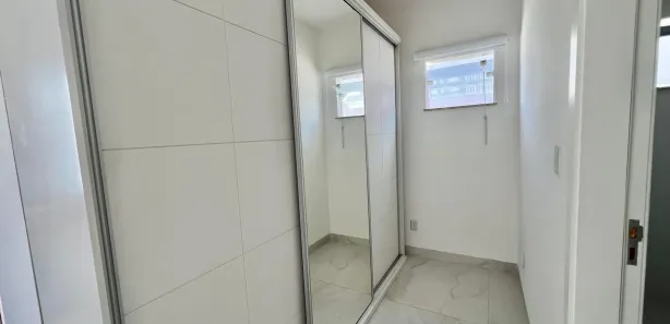 Casa de Condomínio com 4 Quartos à venda, 190m² no Buraquinho, Lauro de Freitas