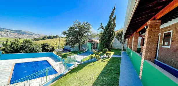 Fazenda / Sítio / Chácara com 5 Quartos à venda, 250m² no Marinas, Bom Jesus dos Perdões