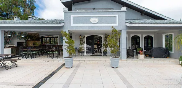 Casa de Condomínio com 5 Quartos para alugar, 917m² no Estação, São Roque