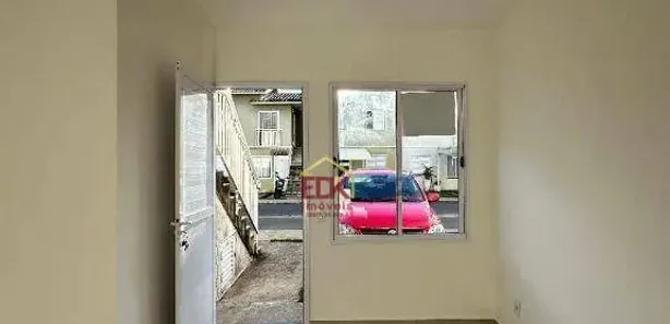 Casa de Condomínio com 2 Quartos à venda, 60m² no Aterrado, Lorena