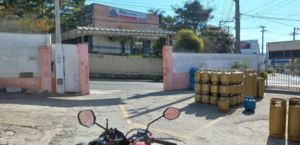 Loja / Salão / Ponto Comercial à venda, 220m² no Vila Junqueira, São Roque