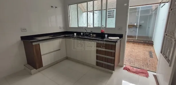 Sobrado com 2 Quartos à venda, 138m² no Jardim Quitandinha, Araraquara
